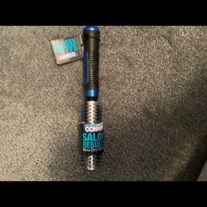 NWT con air round hair brush. Blue and black